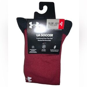 Under Armour UA OTC Soccer Socks 1 Pair Youth 13.5K-4.5 Cardinal Red White Logo